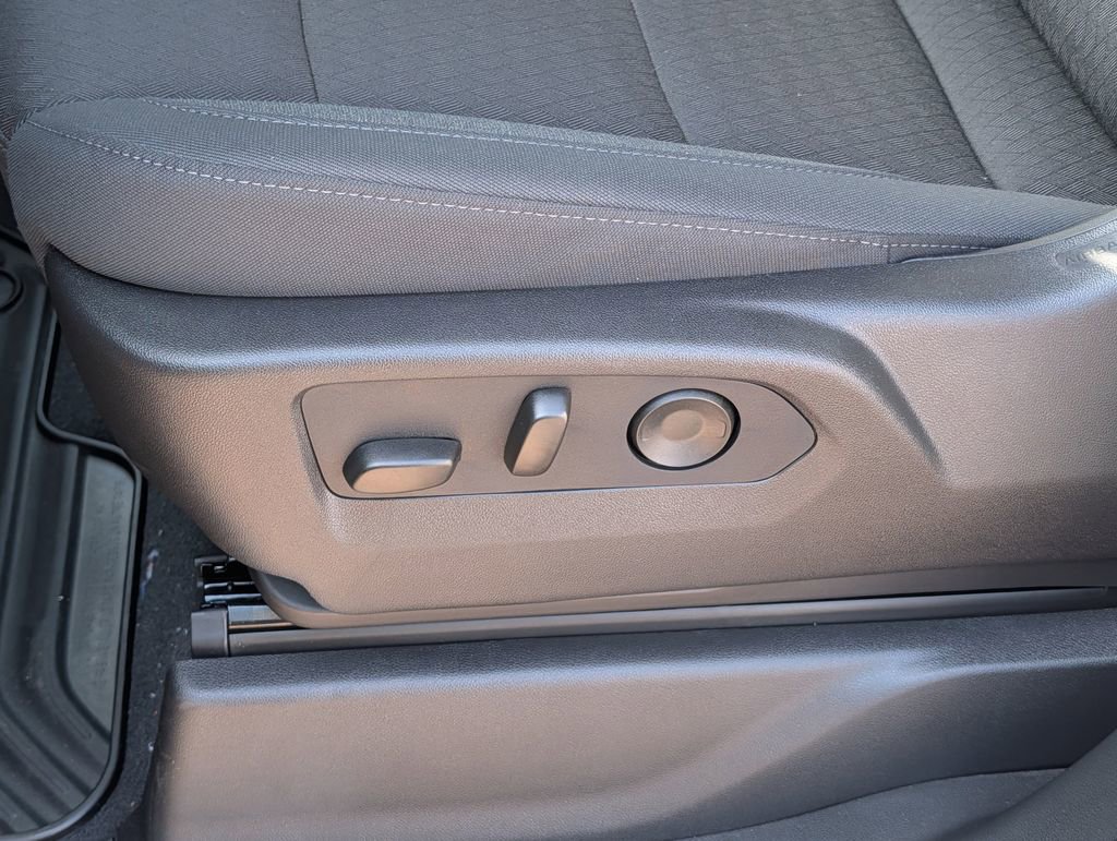 2026 GMC Sierra 1500 SLE - Photo 6