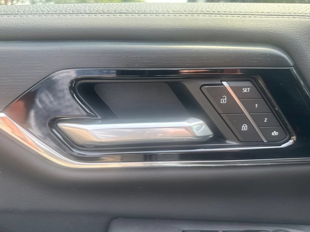 2026 GMC Yukon XL Denali - Photo 21