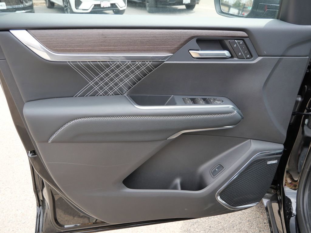 2026 GMC Acadia Denali - Photo 37