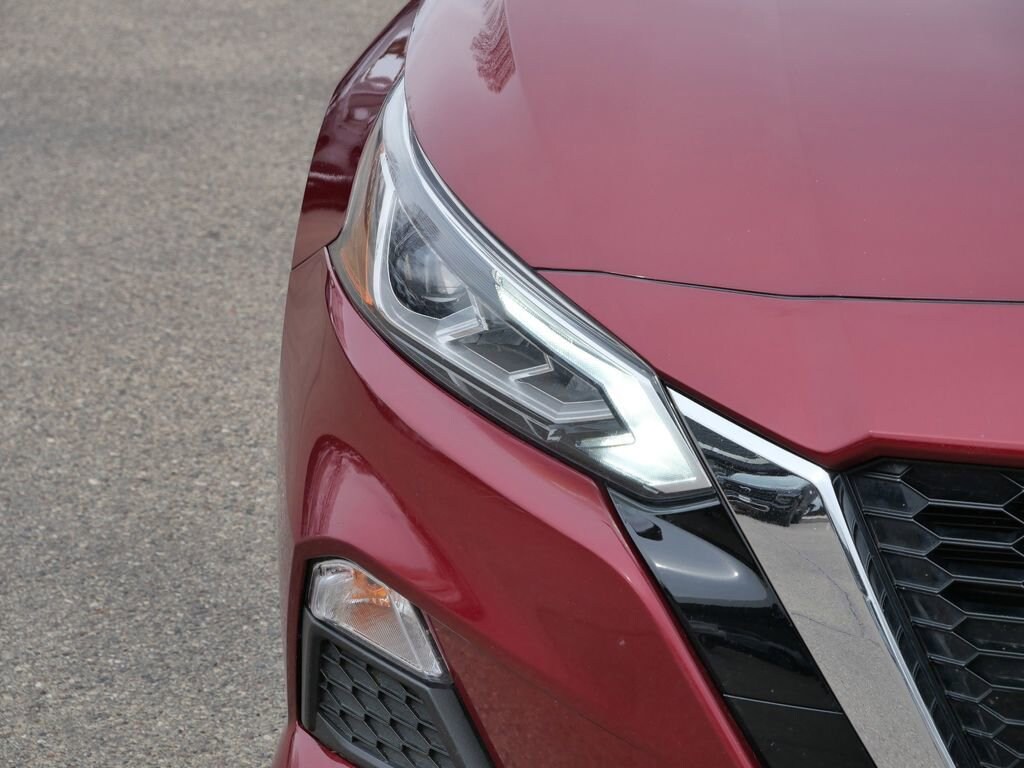Used 2021 Nissan Altima 2.5 SV