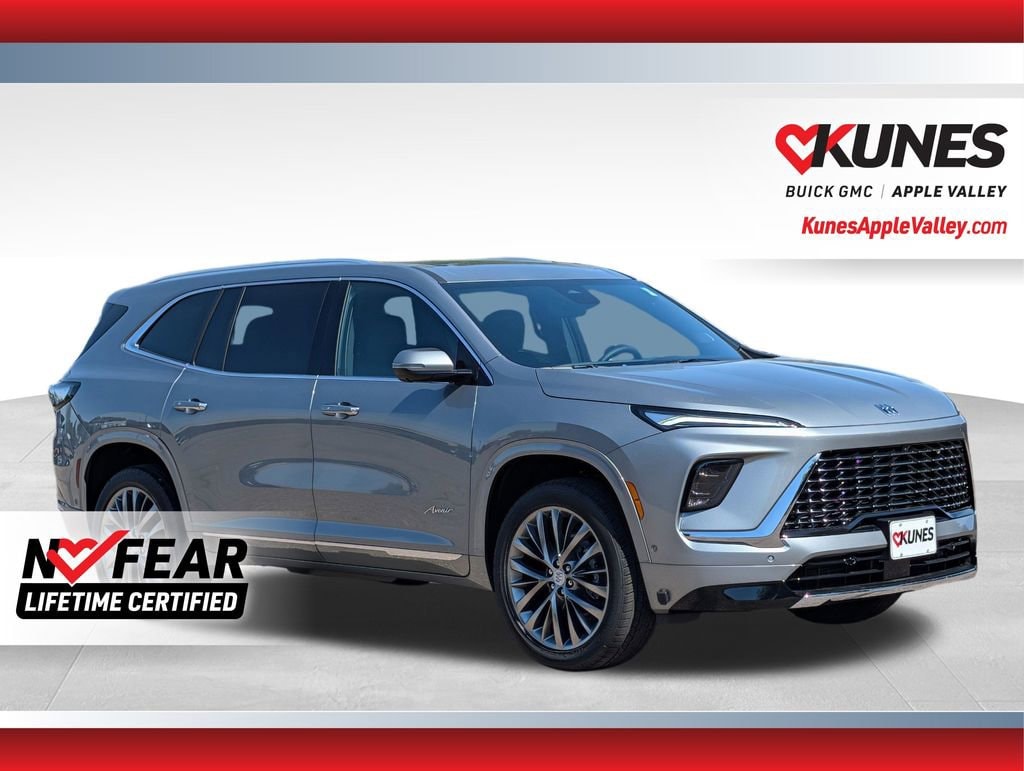 2026 Buick Enclave Avenir AWD's photo