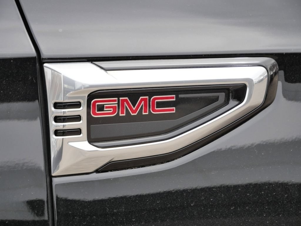 2026 GMC Yukon XL Denali - Photo 21