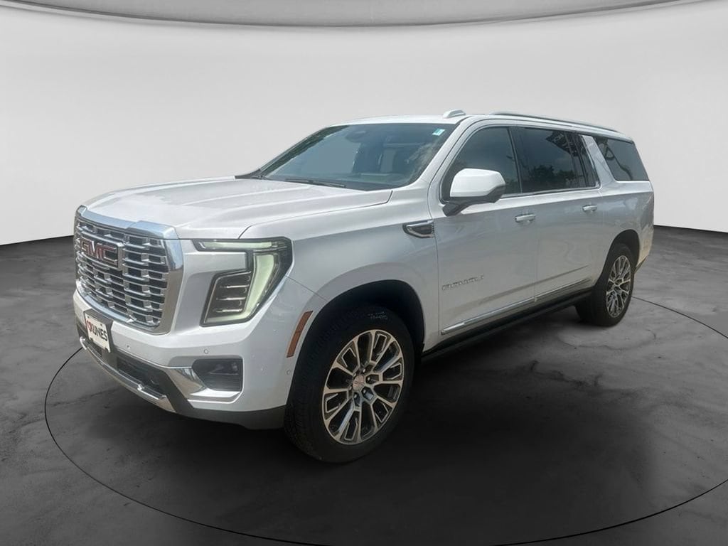2026 GMC Yukon XL Denali - Photo 4