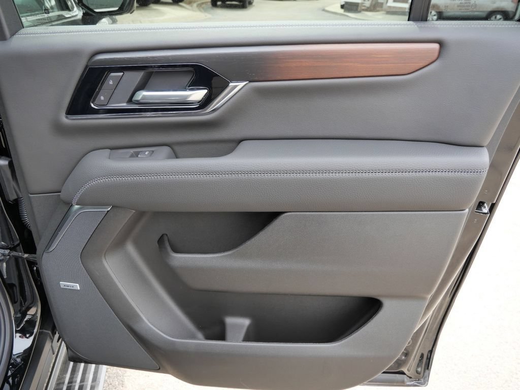 2026 GMC Yukon XL Denali - Photo 27