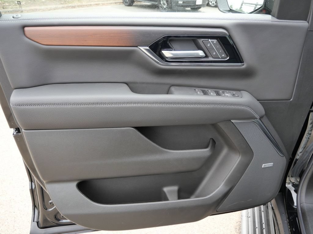 2026 GMC Yukon XL Denali - Photo 38