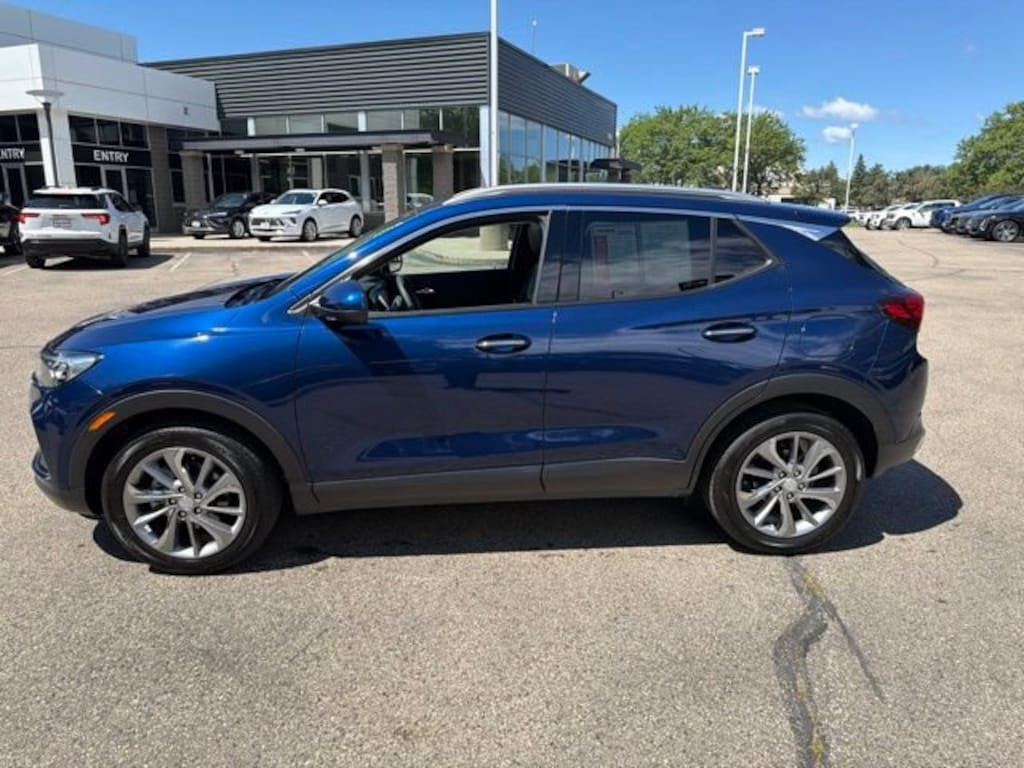 Used 2023 Buick Encore GX Essence SUV