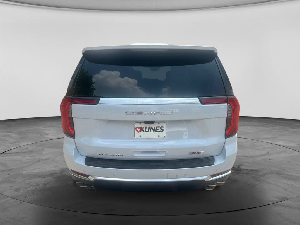 2026 GMC Yukon XL Denali - Photo 13
