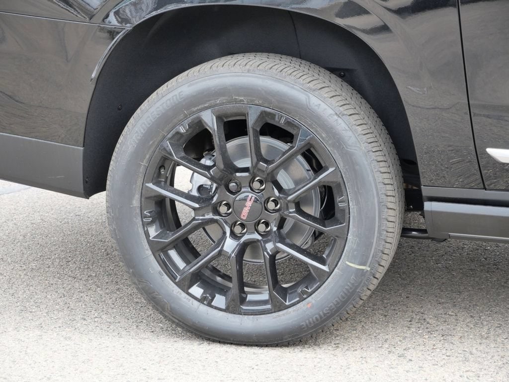 2026 GMC Yukon XL Denali - Photo 20
