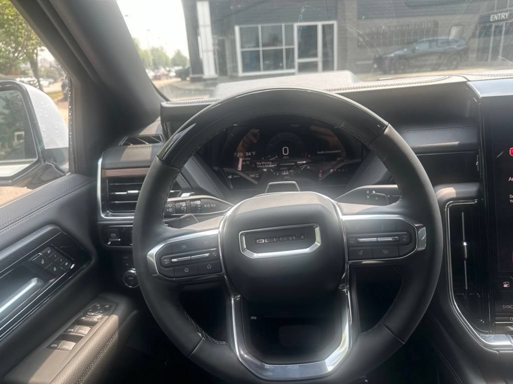 2026 GMC Yukon XL Denali - Photo 16