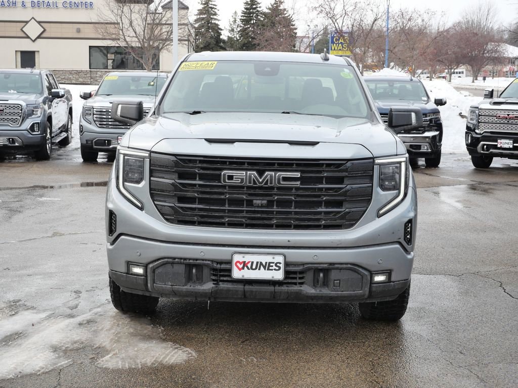 Used 2024 GMC Sierra 1500 Elevation with VIN 1GTUUCE86RZ134090 for sale in Apple Valley, Minnesota