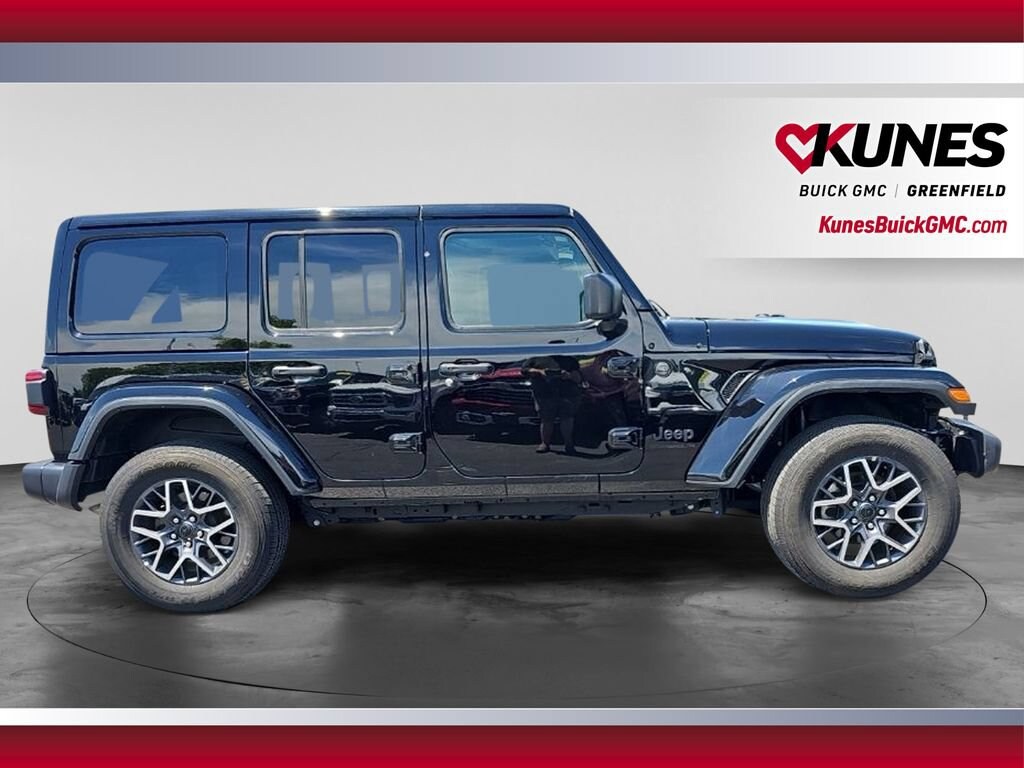 Used 2025 Jeep Wrangler Sahara