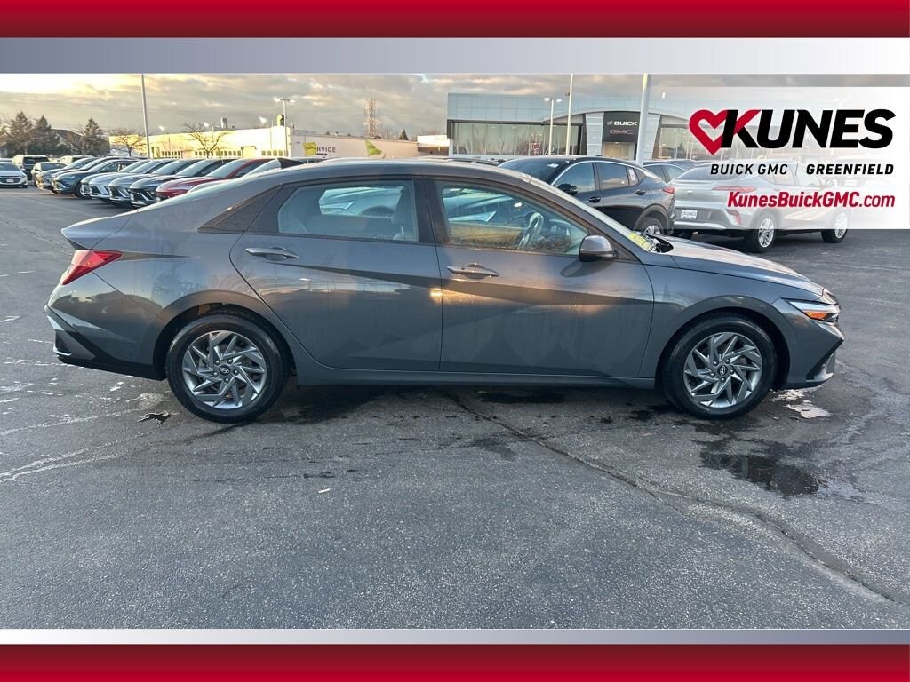 Used 2024 Hyundai Elantra SEL