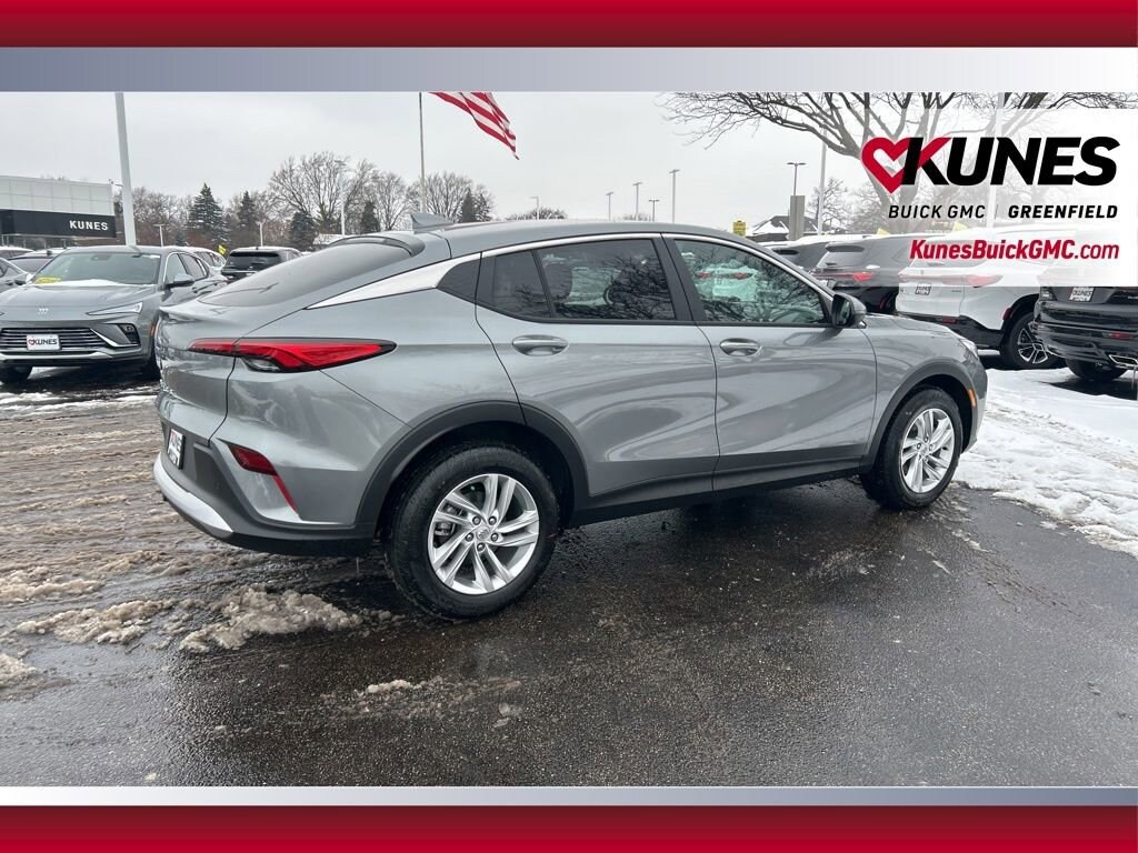 New 2026 Buick Envista Preferred SUV