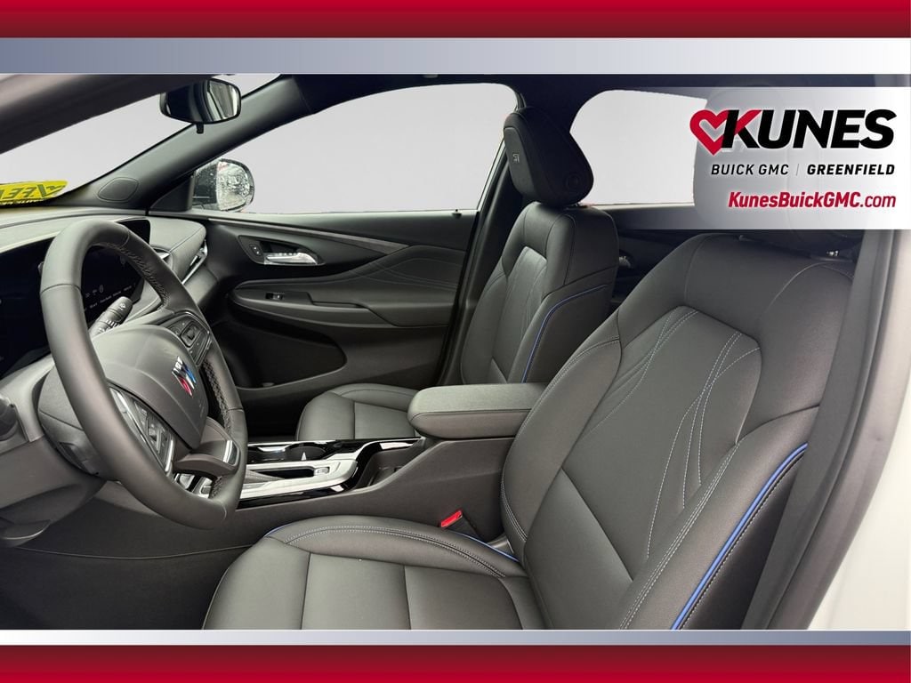 2026 Buick Envista Sport Touring - Photo 15