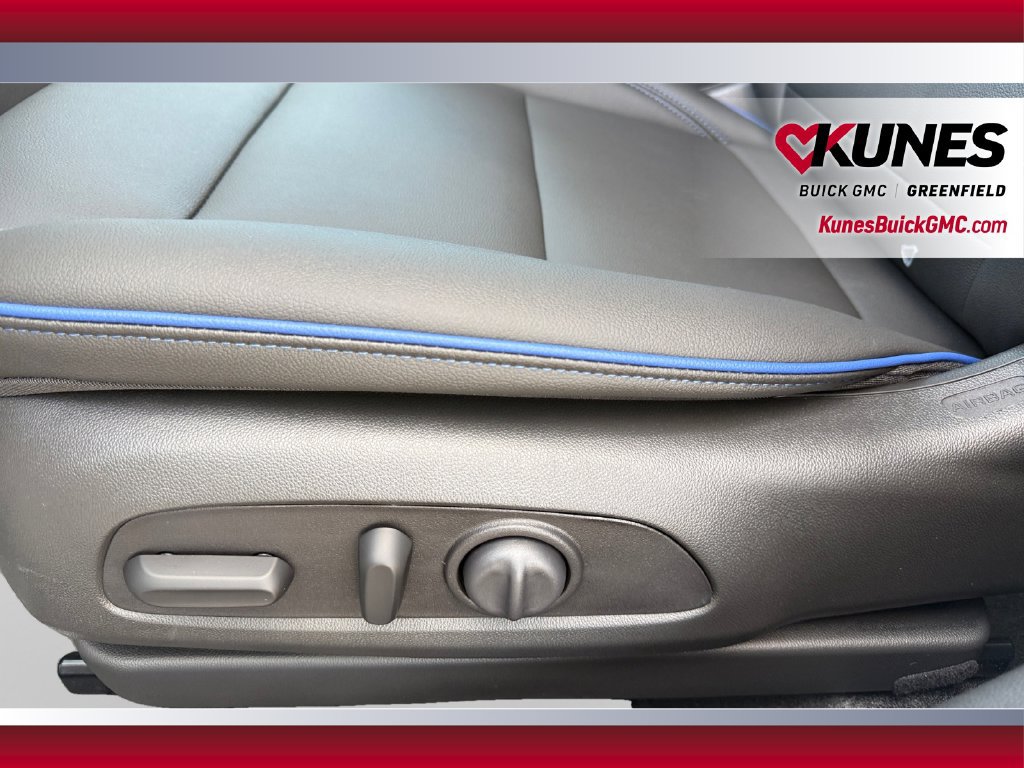2026 Buick Envista Sport Touring - Photo 16
