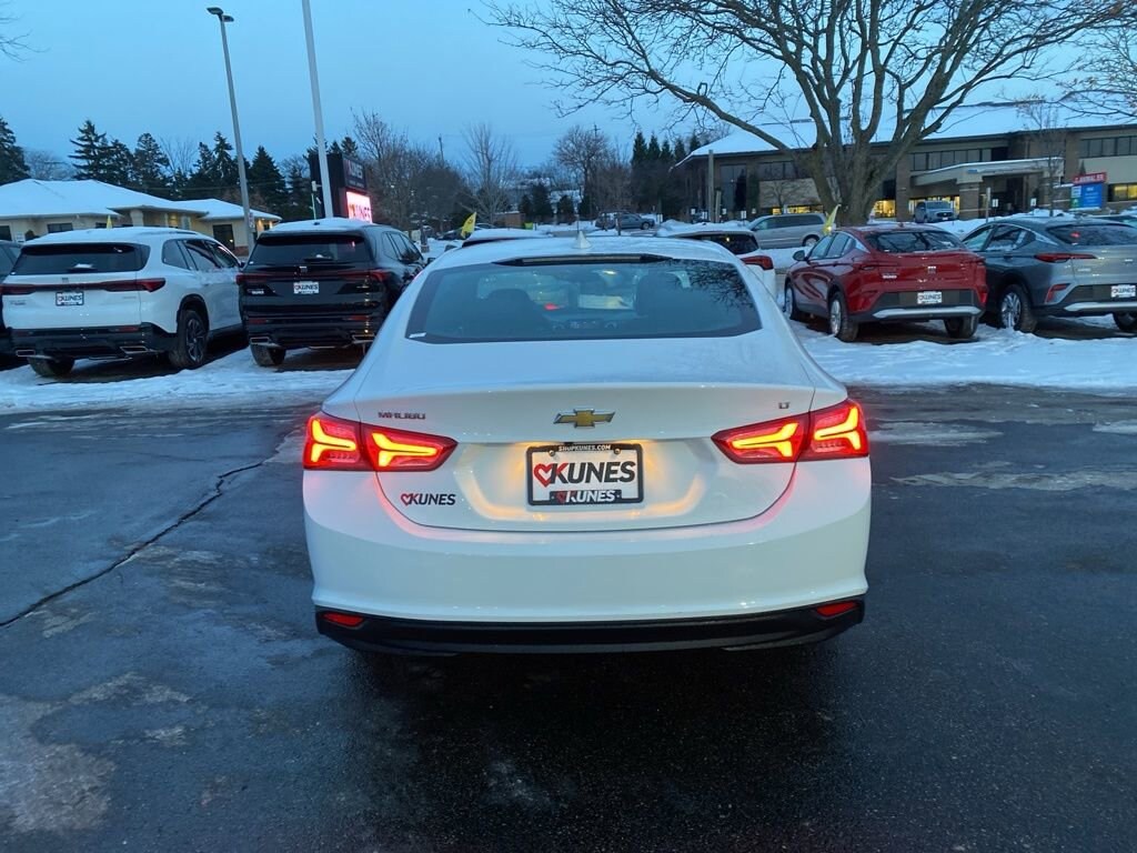 Used 2021 Chevrolet Malibu LT Car