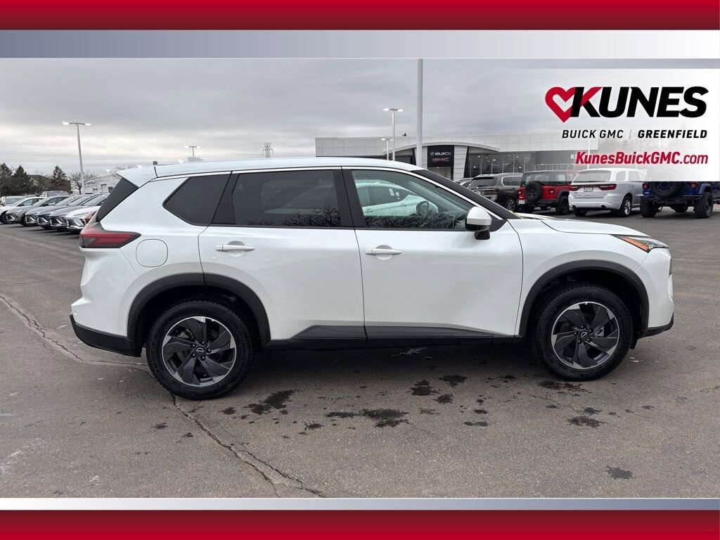 Used 2025 Nissan Rogue SV