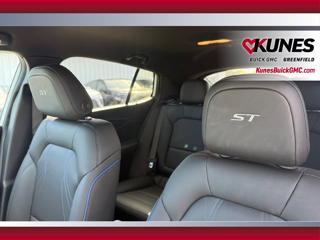 2026 Buick Envista Sport Touring - Photo 36