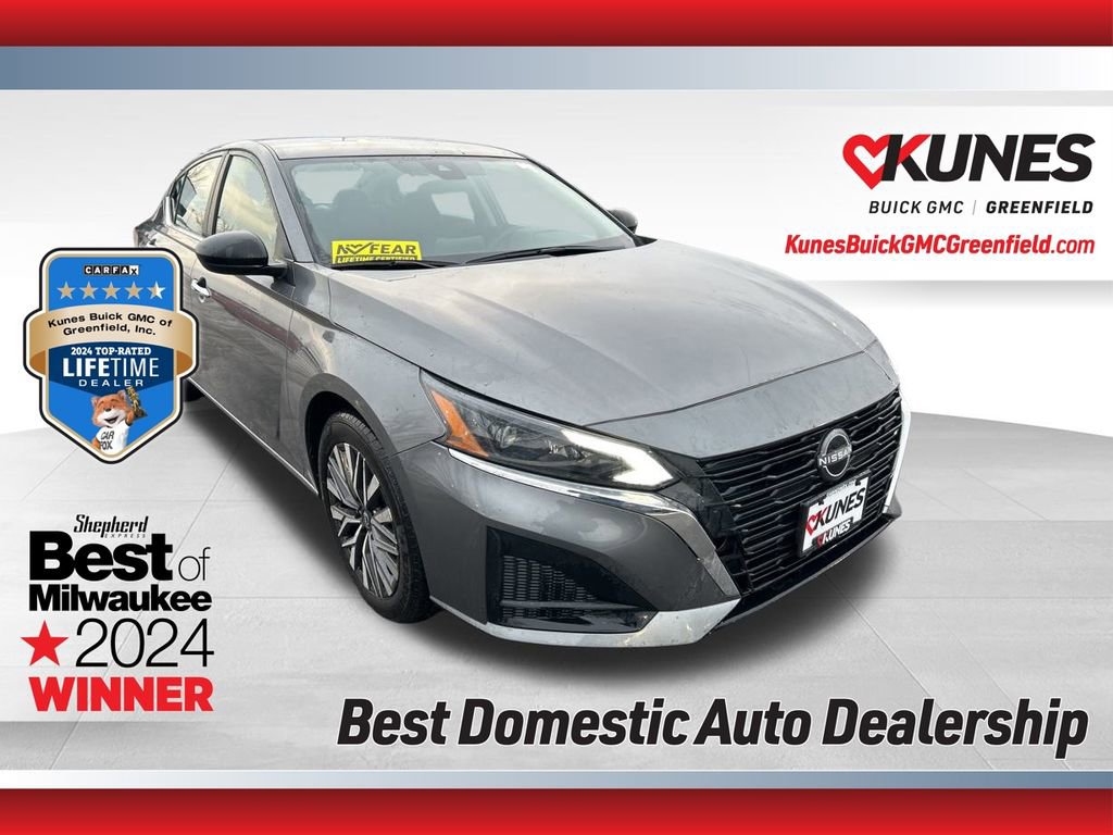 2024 Nissan Altima SV