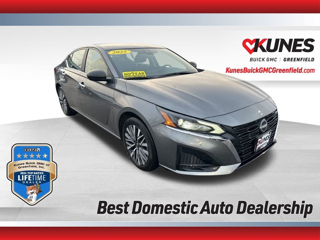 2025 Nissan Altima SV