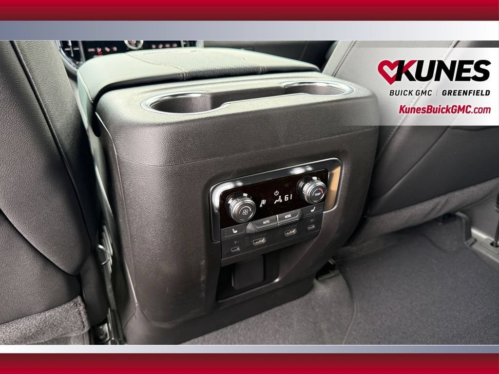 2026 GMC Yukon AT4 - Photo 34
