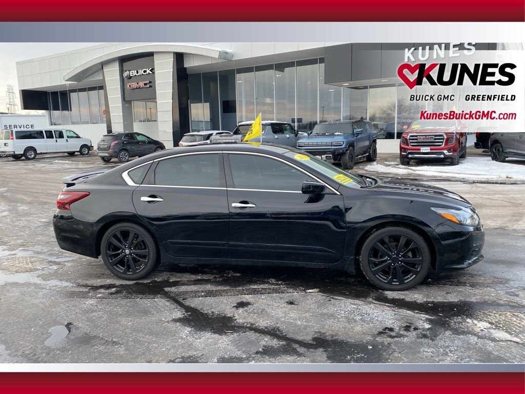 Used 2017 Nissan Altima 2.5 SR