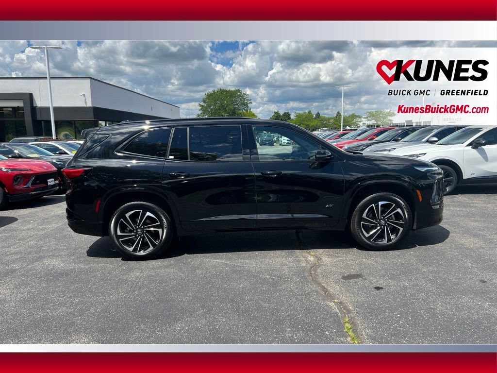 Used 2025 Buick Enclave Sport Touring SUV