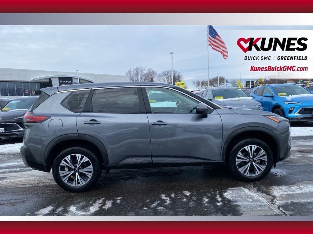 Used 2023 Nissan Rogue SV