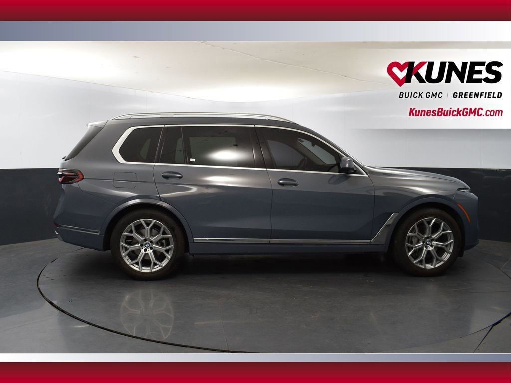 2023 Bmw X7 xDrive40i photo 2