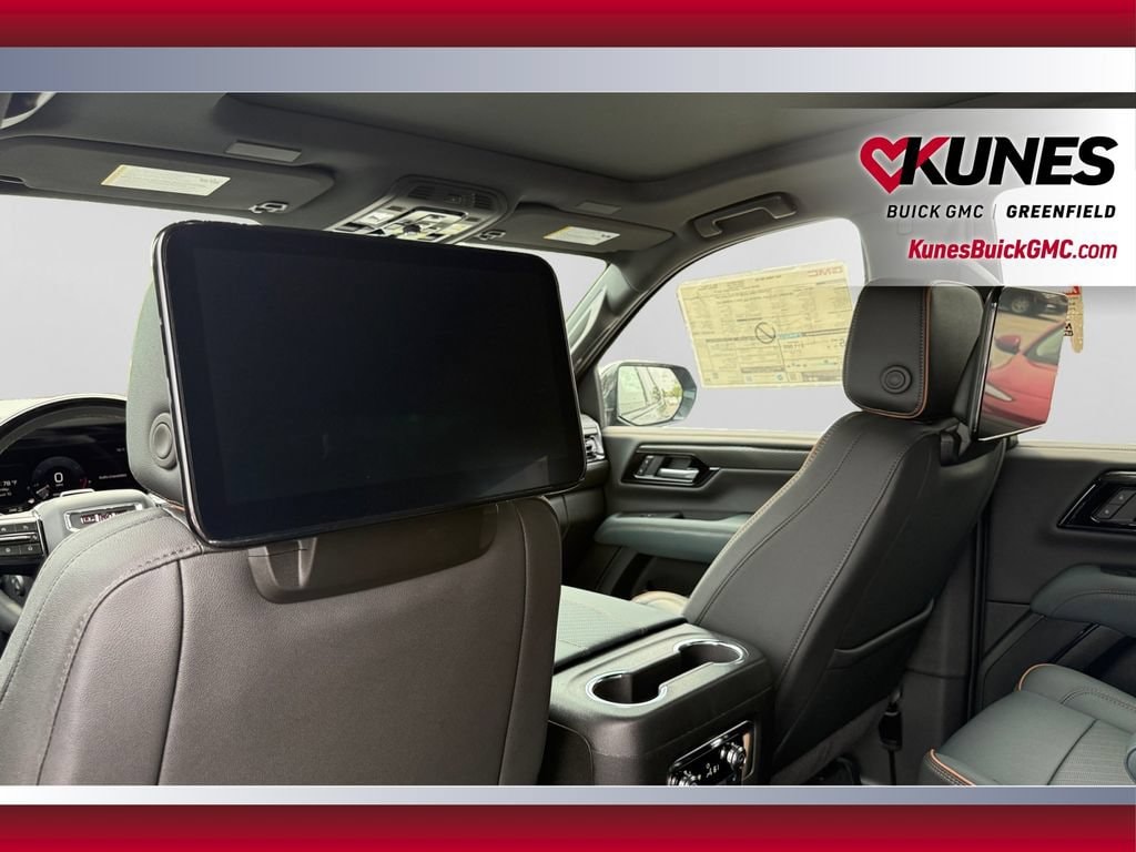 2026 GMC Yukon AT4 - Photo 11