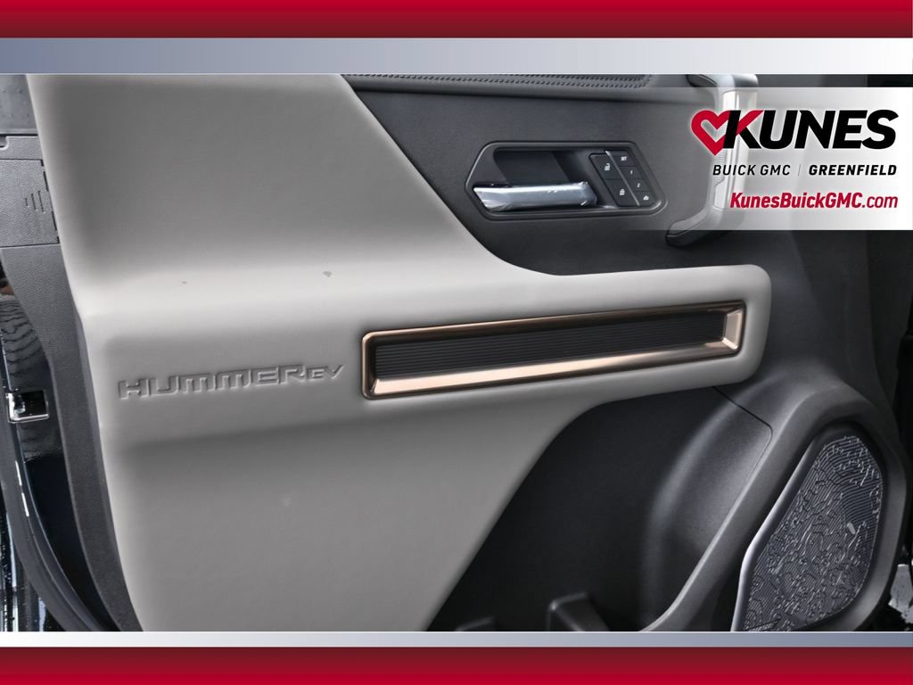 2025 GMC HUMMER EV 2X - Photo 16
