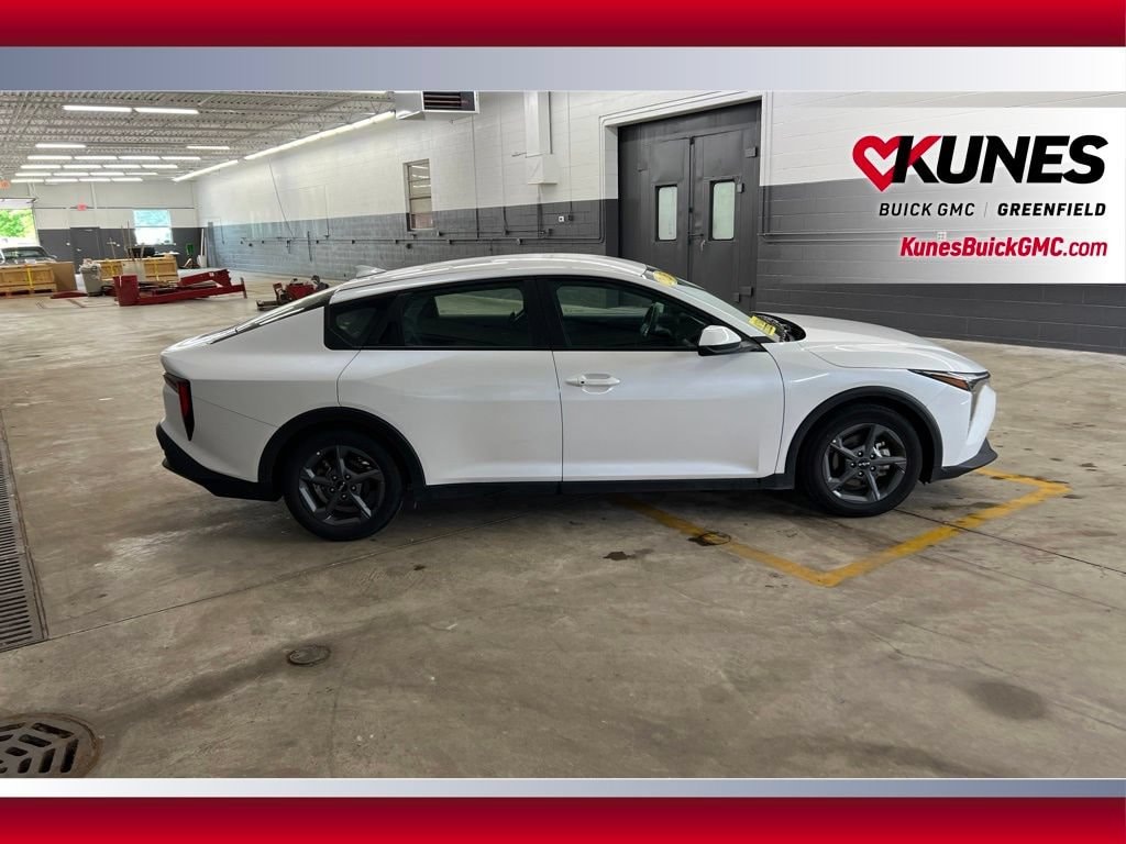 Used 2025 Kia K4 LXS