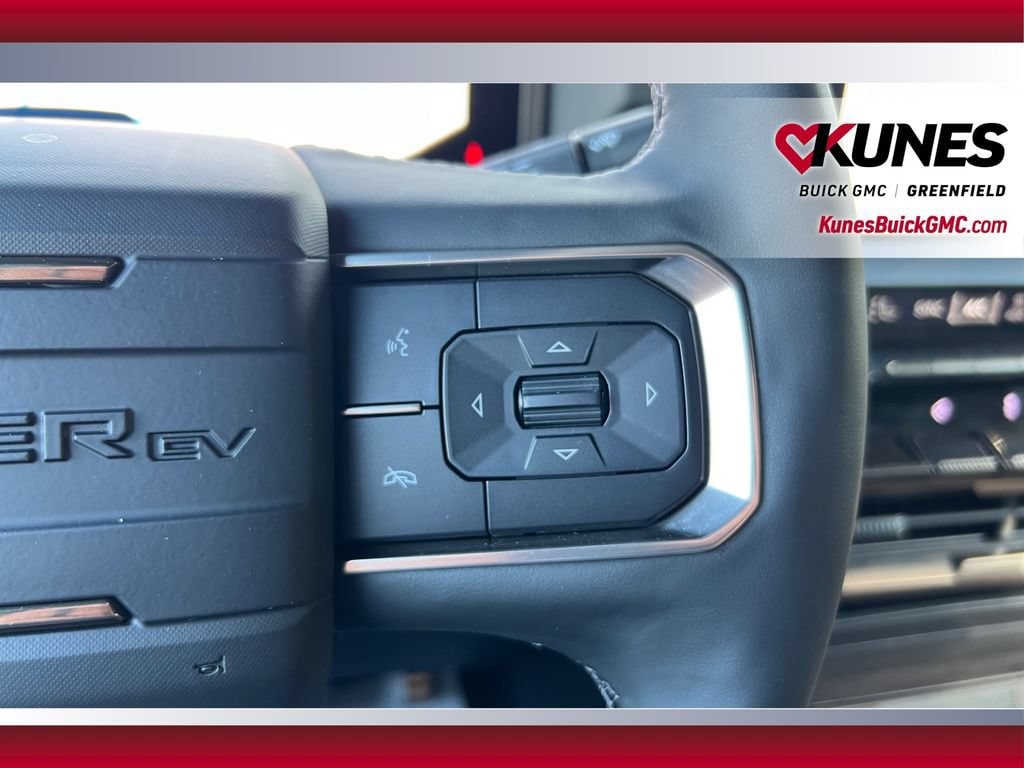 2025 GMC HUMMER EV 2X - Photo 16