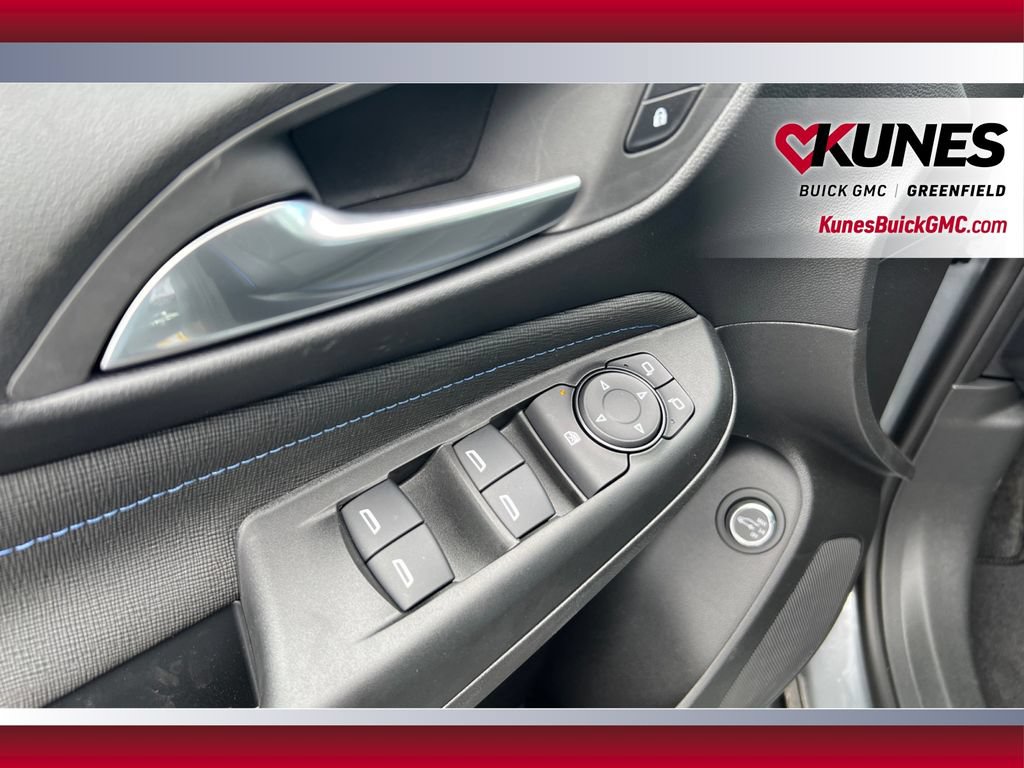 2026 Buick Envista Sport Touring - Photo 18