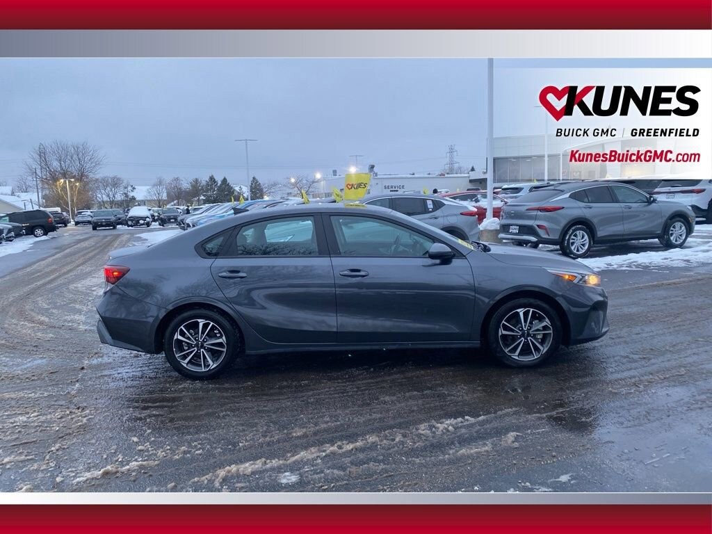 Used 2024 Kia Forte LXS