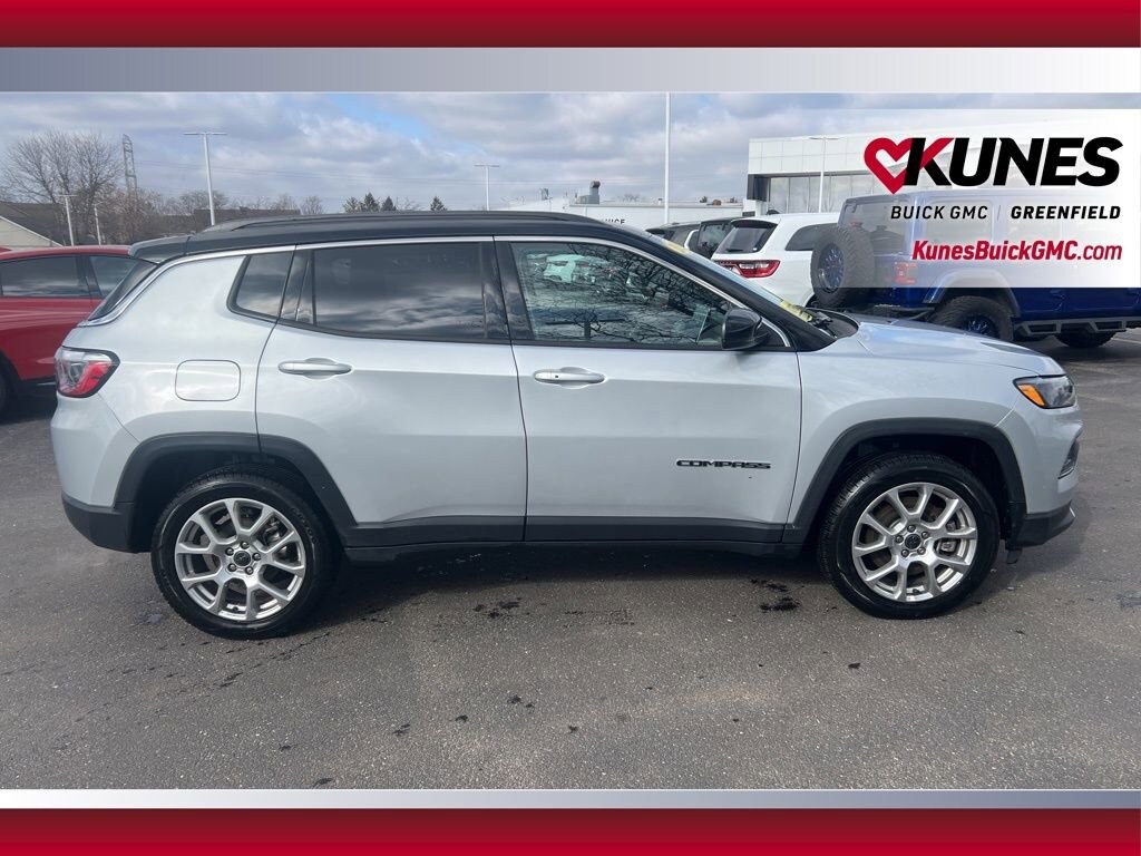 Used 2025 Jeep Compass Limited
