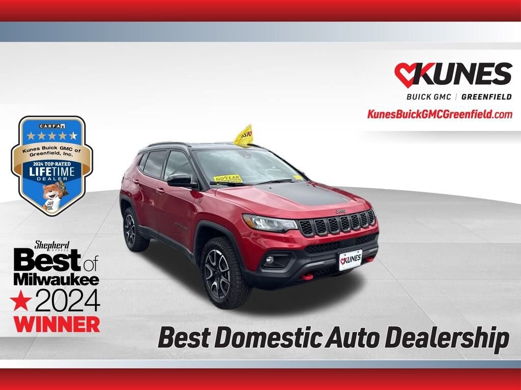 Used 2025 Jeep Compass Trailhawk