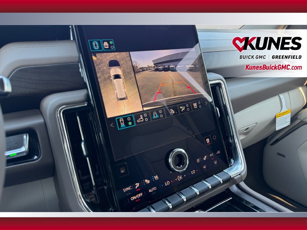 2027 GMC Yukon Denali - Photo 24