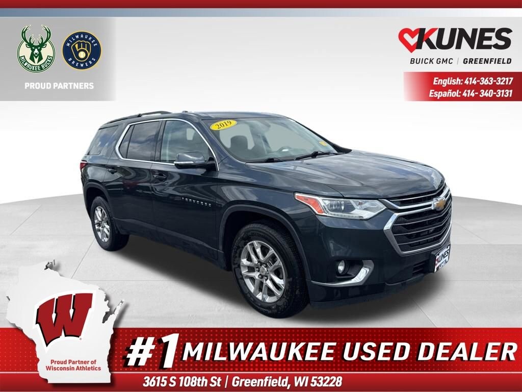 Used 2019 Chevrolet Traverse LT Cloth SUV