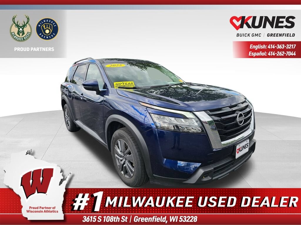 Used 2025 Nissan Pathfinder SV