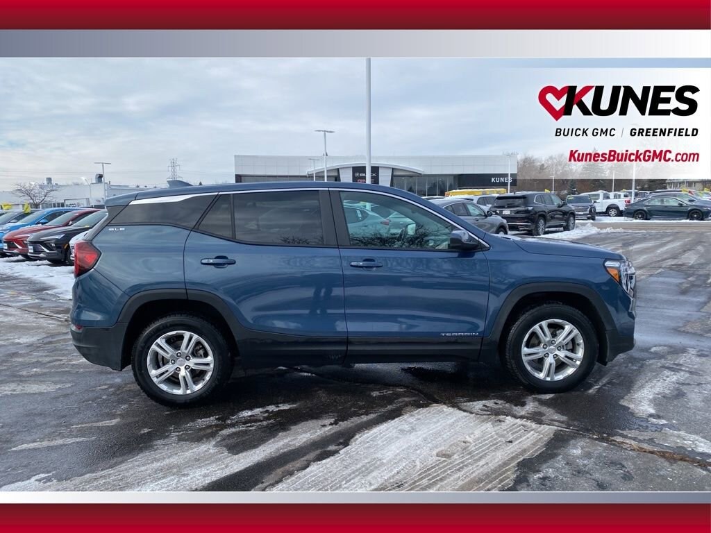 Used 2024 GMC Terrain SLE SUV
