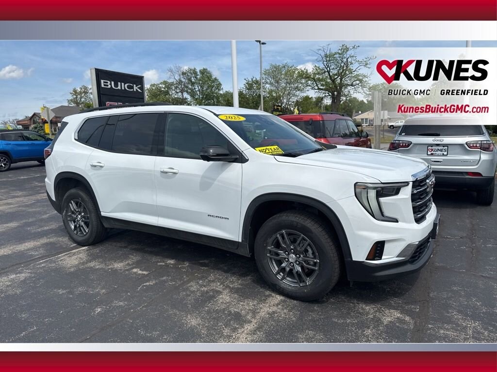 Used 2025 GMC Acadia Elevation SUV