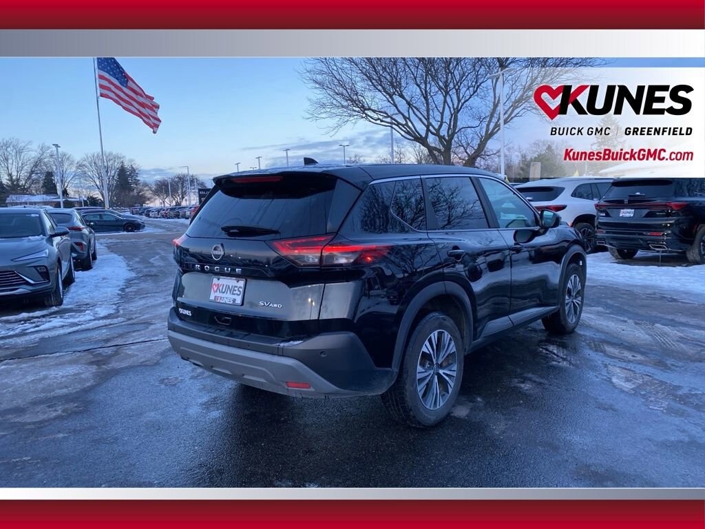 Used 2023 Nissan Rogue SV