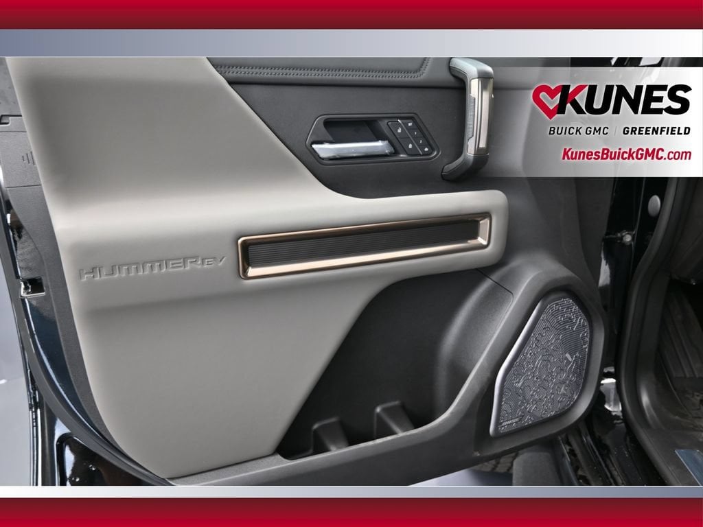 2025 GMC HUMMER EV 2X - Photo 15
