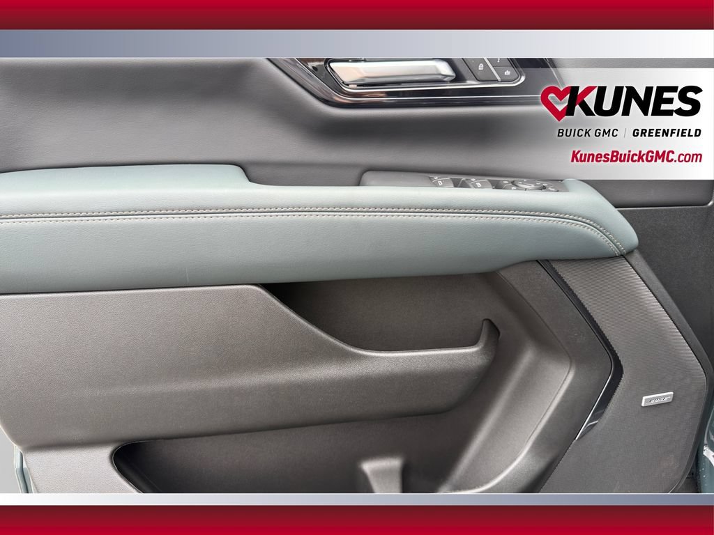 2026 GMC Yukon AT4 - Photo 21