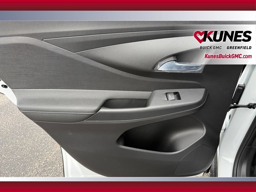 2026 Buick Envista Sport Touring - Photo 28