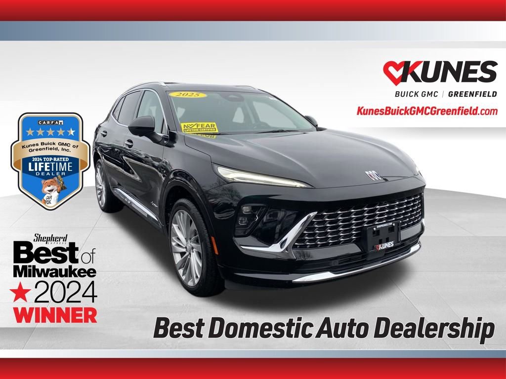 2025 Buick Envision Avenir's photo