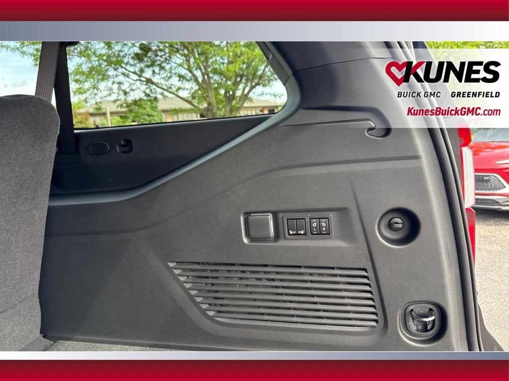 2026 GMC Yukon XL Elevation - Photo 33
