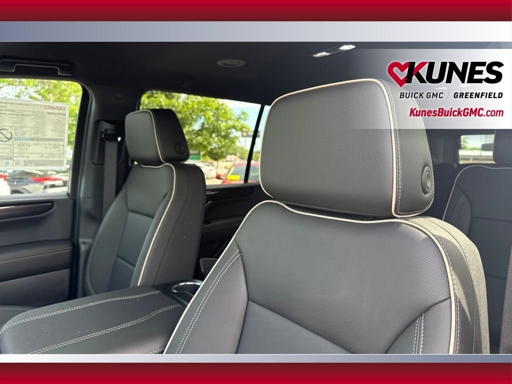 2026 GMC Yukon XL Elevation - Photo 12