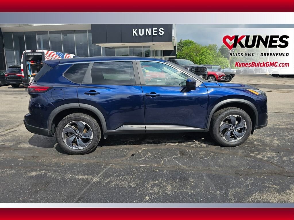 Used 2025 Nissan Rogue SV